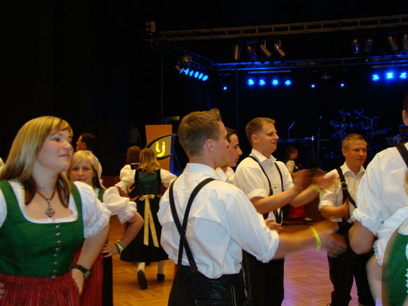 Bezirks Ball  - 