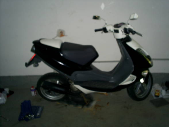 mei moped *hehe* - 