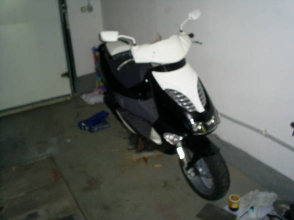 mei moped *hehe* - 