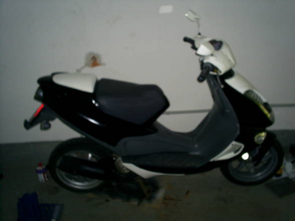 mei moped *hehe* - 