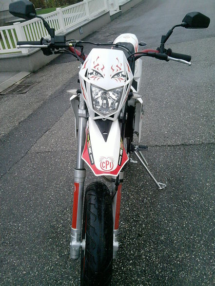 Moped - 