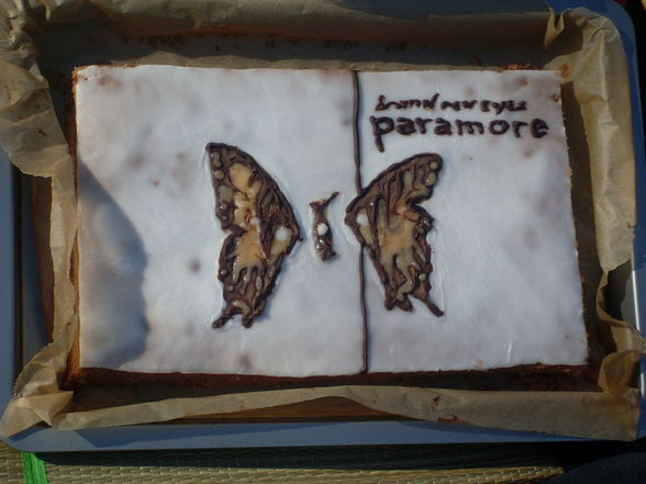 brand new eyes cake party 10|04|09 - 