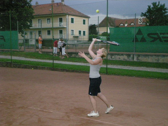 ** Tennis-Profi**  hihi - 