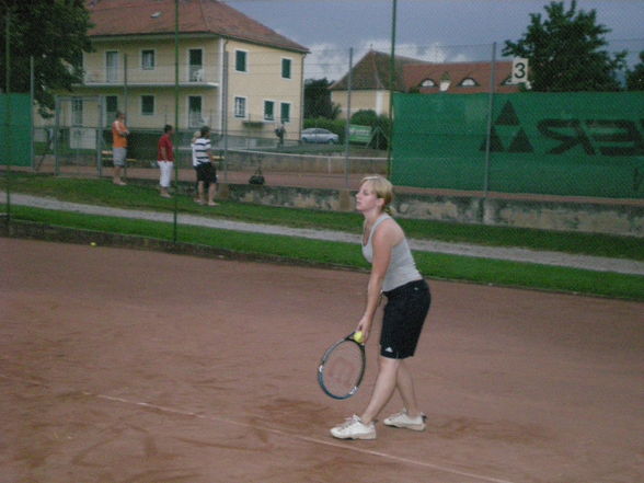 ** Tennis-Profi**  hihi - 