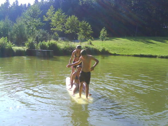 extremst geil mit vroni am teich  - 