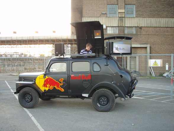 red bull X-fihgters (london) - 