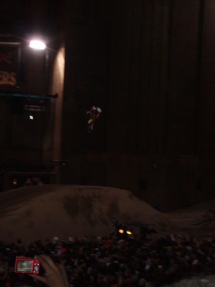 red bull X-fihgters (london) - 