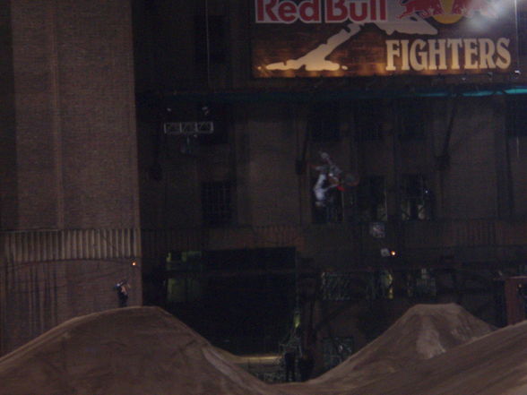 red bull X-fihgters (london) - 