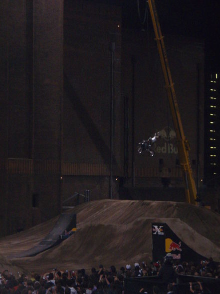 red bull X-fihgters (london) - 