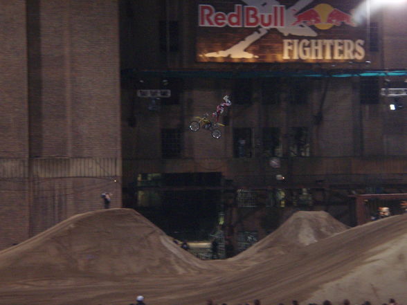 red bull X-fihgters (london) - 