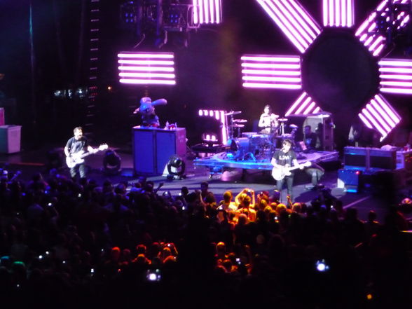 Blink 182 & FOB in Milwaukee - 