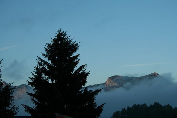 Mondsee  Mai 2009 auch vom Balkon aus - 