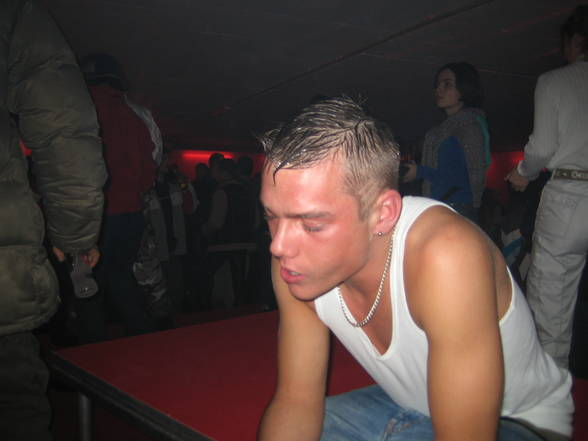 RAVE ON SNOW  2005 - 