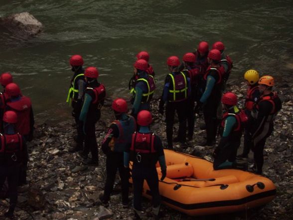 Fließwasser Rettungsschwimmer Ausbildung - 