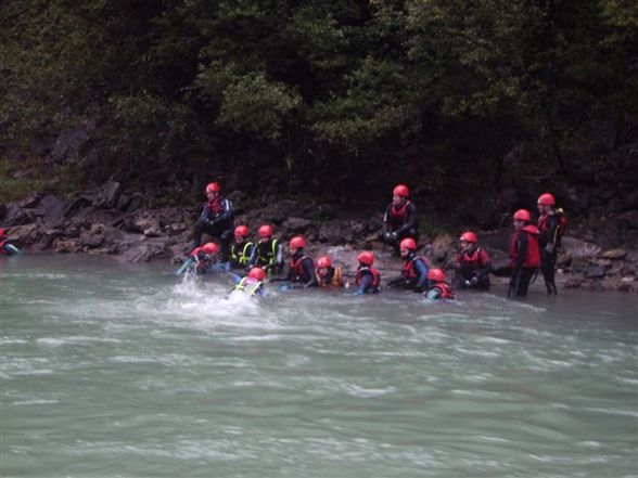 Fließwasser Rettungsschwimmer Ausbildung - 