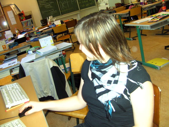 crazy day in the schule =) - 