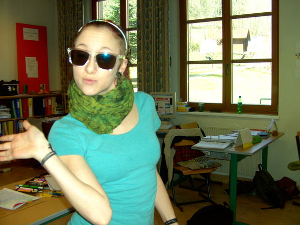 crazy day in the schule =) - 