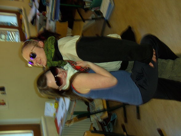 crazy day in the schule =) - 