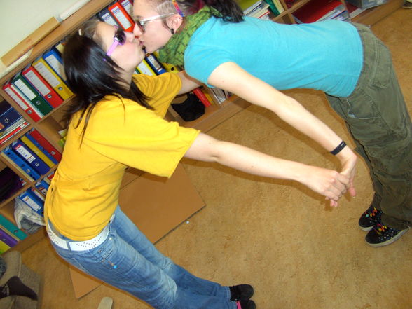 crazy day in the schule =) - 