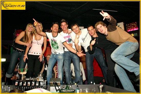 Bungalow 8!...18.2.06 - 