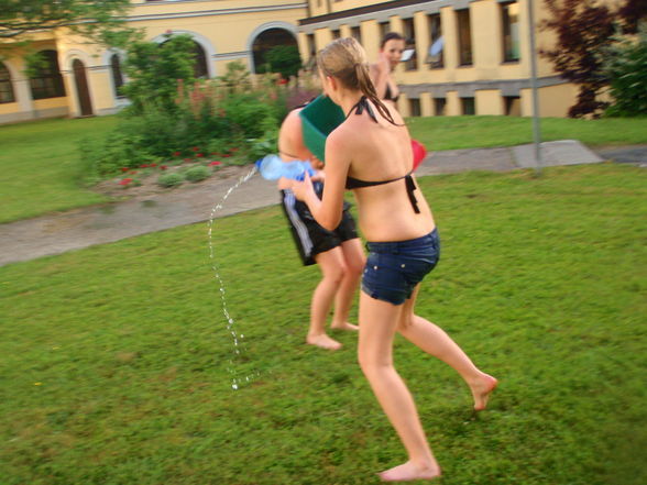 Wasserschlacht in da Schui=) - 