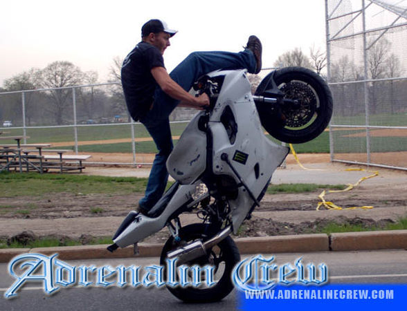 Adrenalin Crew 2 - 