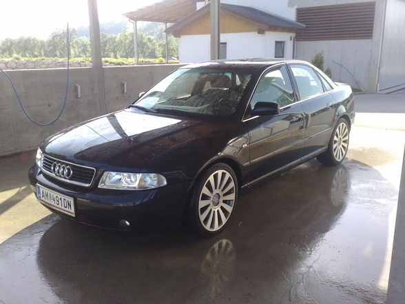 Audi A4 - 