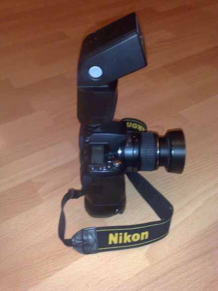 Nikon D 90 - 