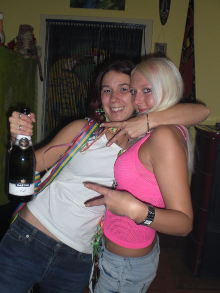 Partys mit meina Besten Sabsi :) - 