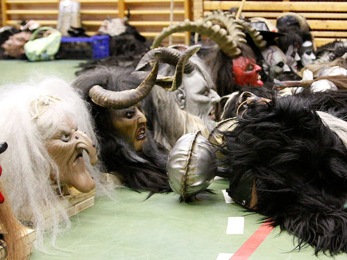 Krampusumzug in mauer 2008 - 