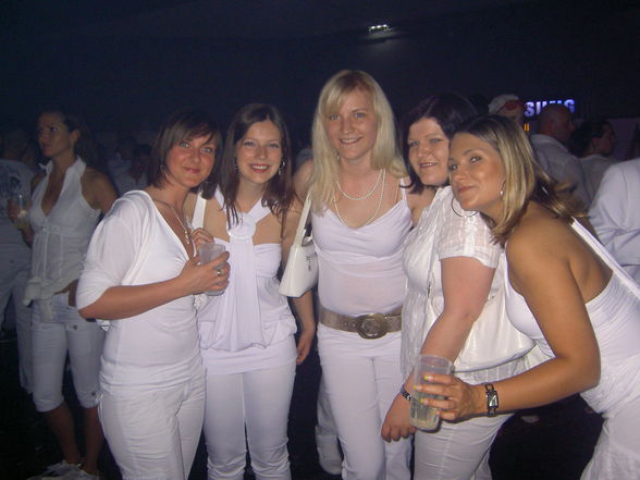 Sensation White Wien - 