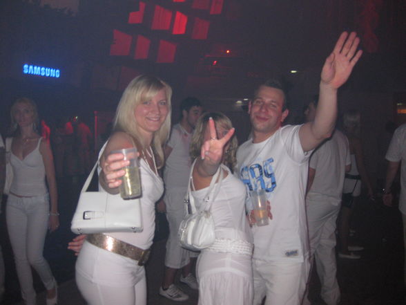 Sensation White Wien - 