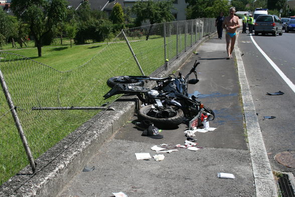 EiGeNeR UnFaLl LeOnFeLdNeRsTr... - 