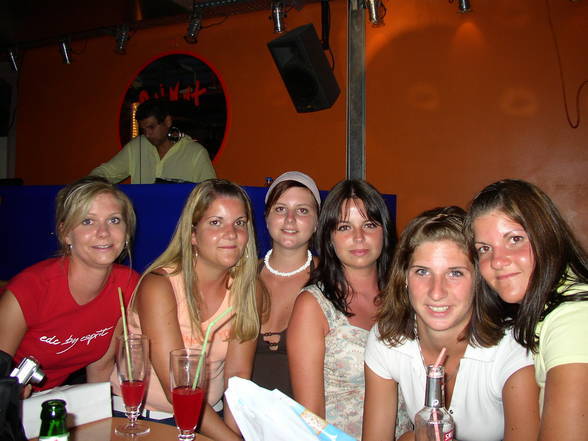 CHICAS ON TOUR IN FALIRAKI!!!!!! - 