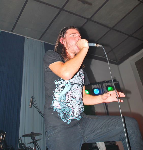 Rock Revolution - 