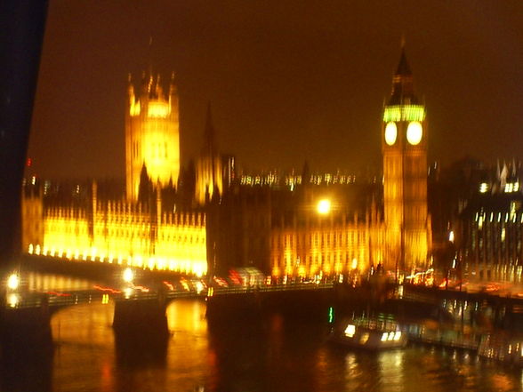 LONDON 07 - 