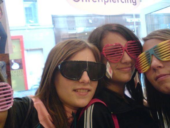 ShOppiNg in LiNz ^^ - 