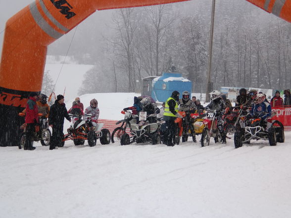 Snow speed hill race - 