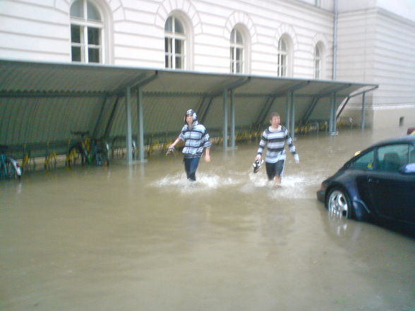 Hochwasser in HTL Mödling 2008 - 