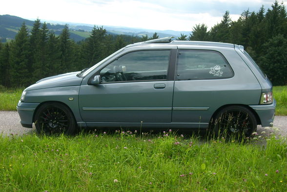 16V Clio Renngerät - 