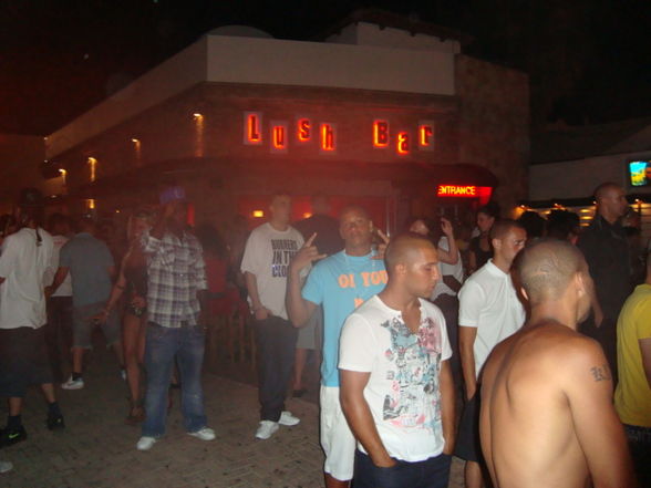 saufen in Malia - 