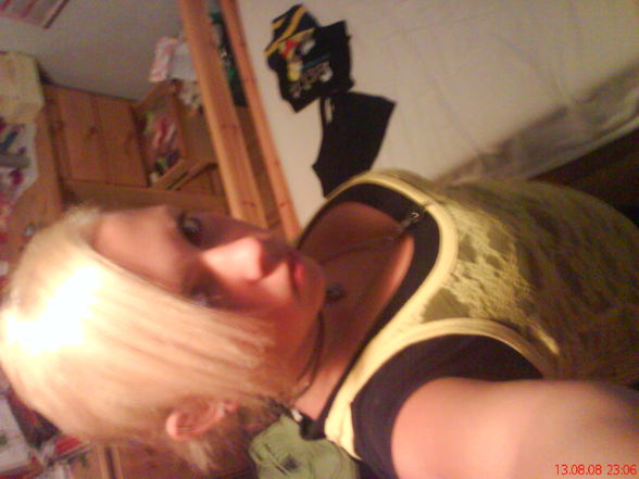 heeLp mee ii´m bLonD..;)) - 