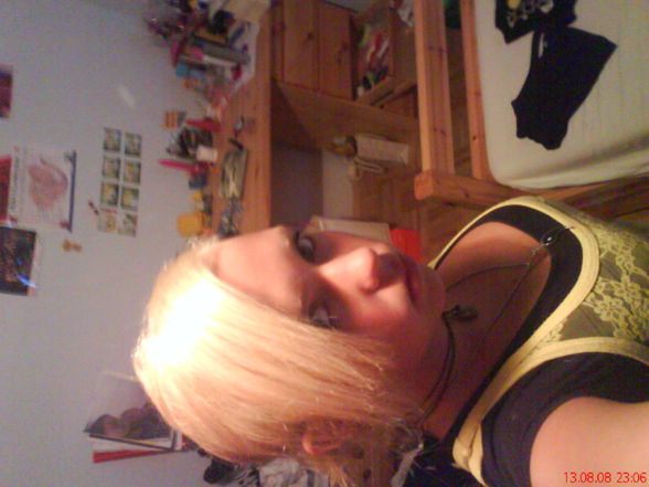 heeLp mee ii´m bLonD..;)) - 