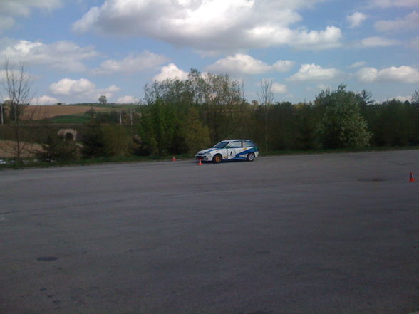 Autoslalom in Haag - 