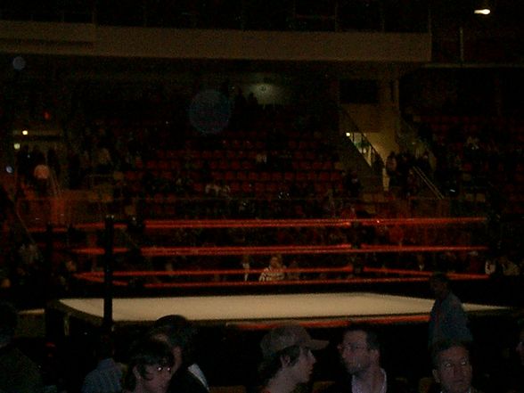 WWE RAW Tour 2008/LInz - 