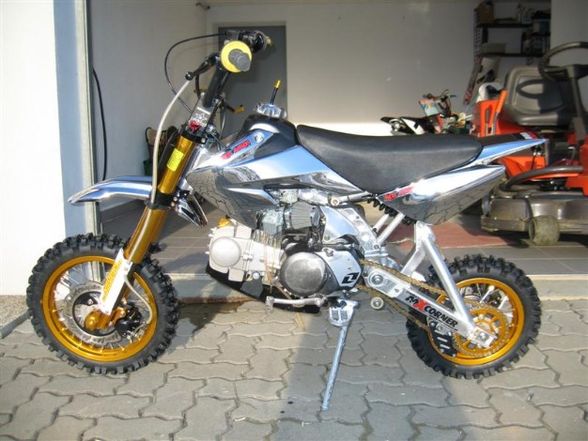 Pit Bikes - 