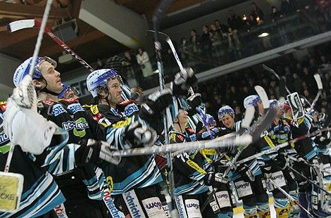 EHC Liwest Black Wings Linz - 