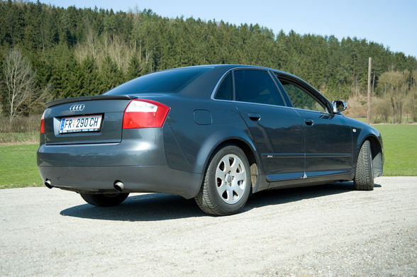 Audi A4 - 