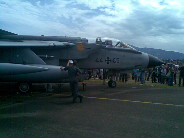 AIRPOWER09 - 