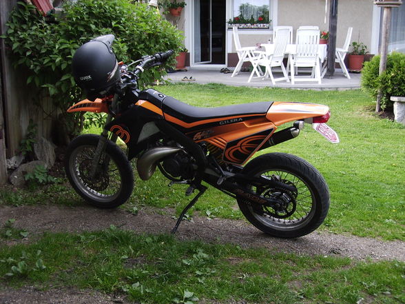 mOpEd  - 